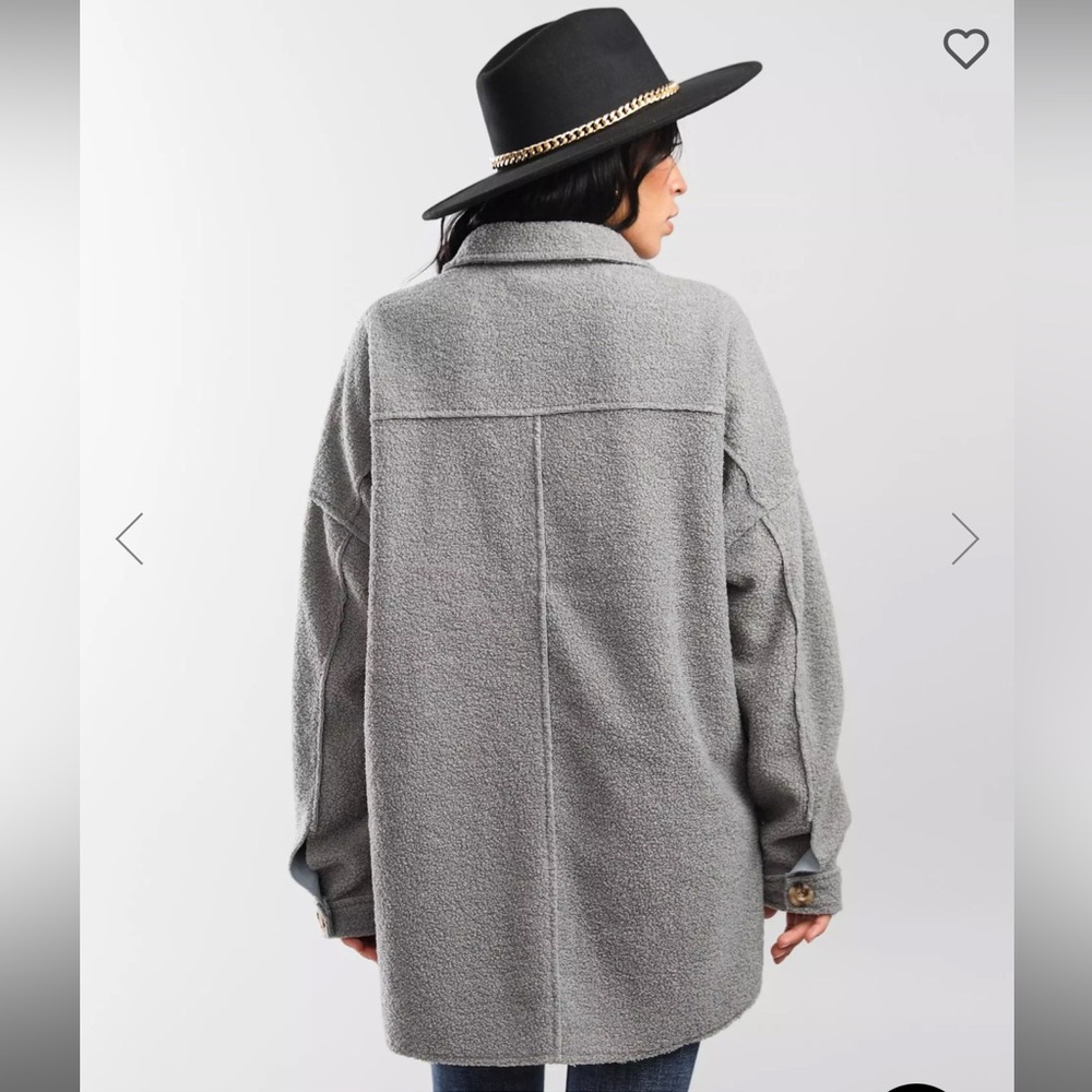 BKE Exclusive Oversized Fleece Shacket - Picture 4 of 4